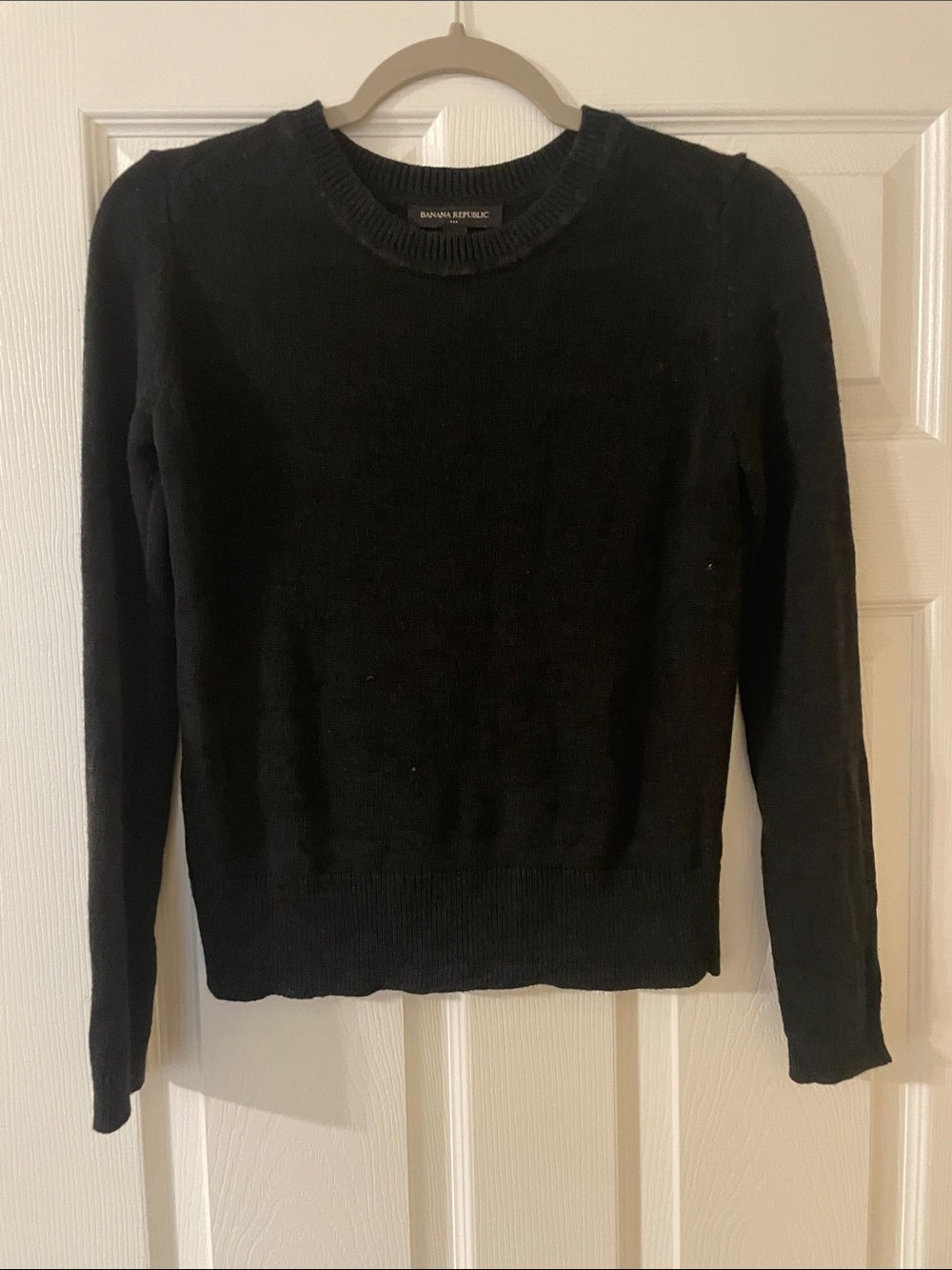 Banana Republic Black Crewneck Sweater — Slim Fit